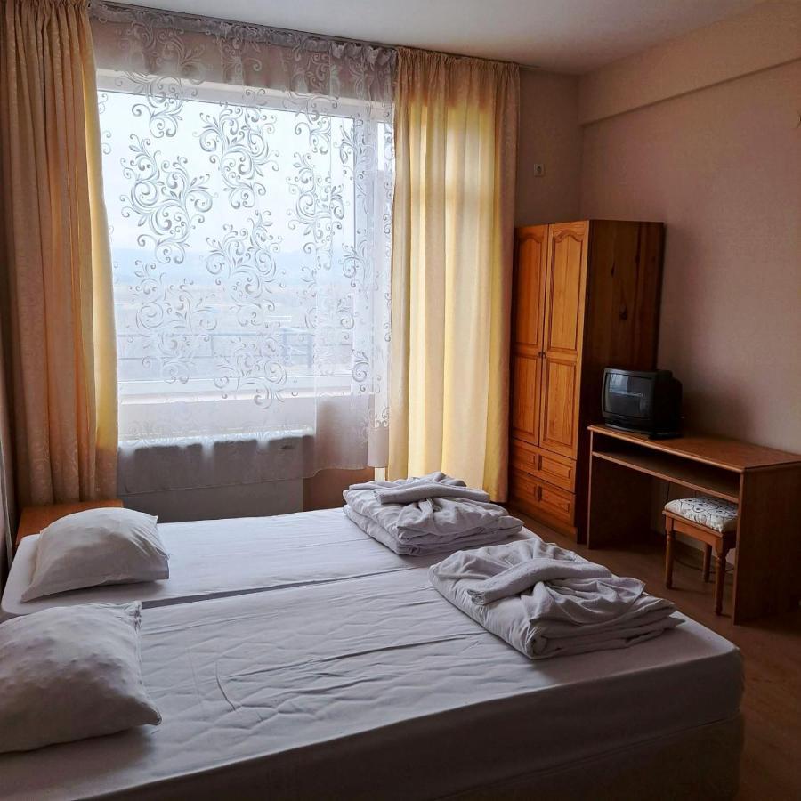 Hotel Seasons 2 阳光海滩 外观 照片