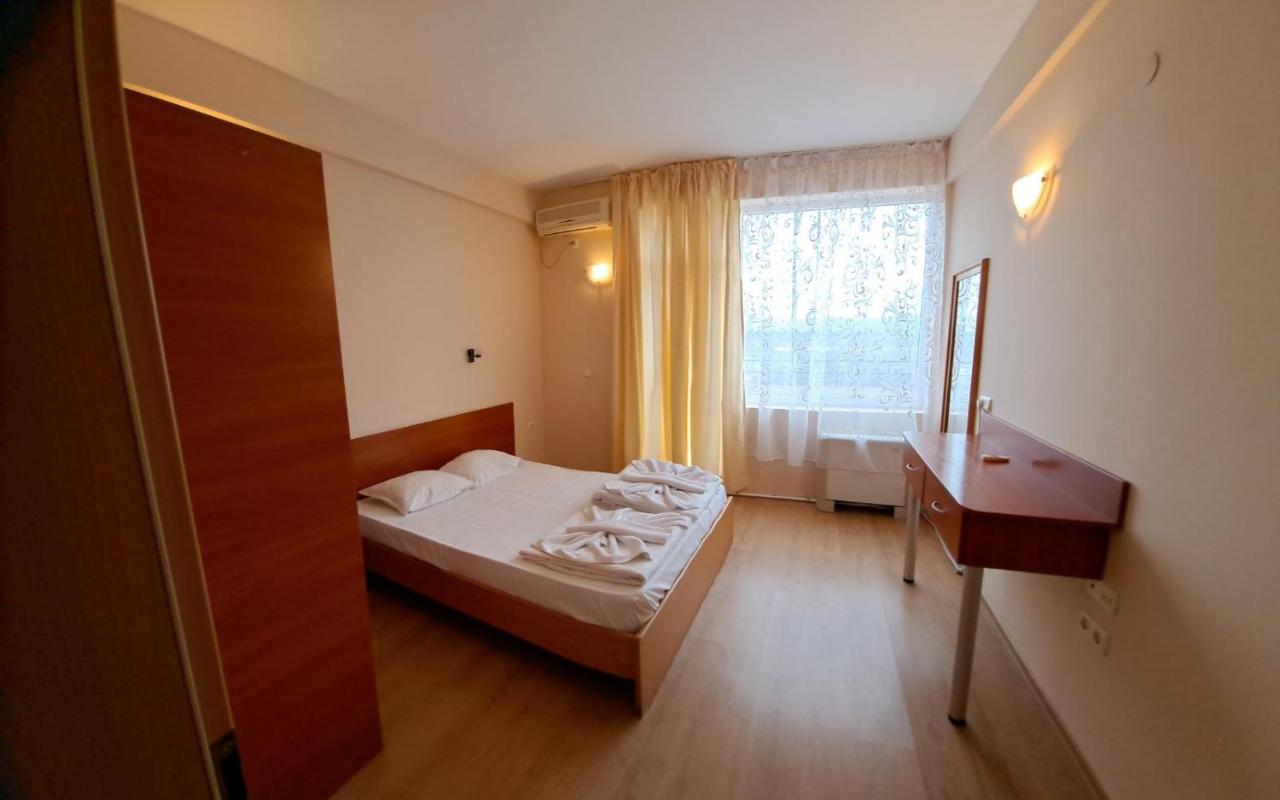 Hotel Seasons 2 阳光海滩 外观 照片