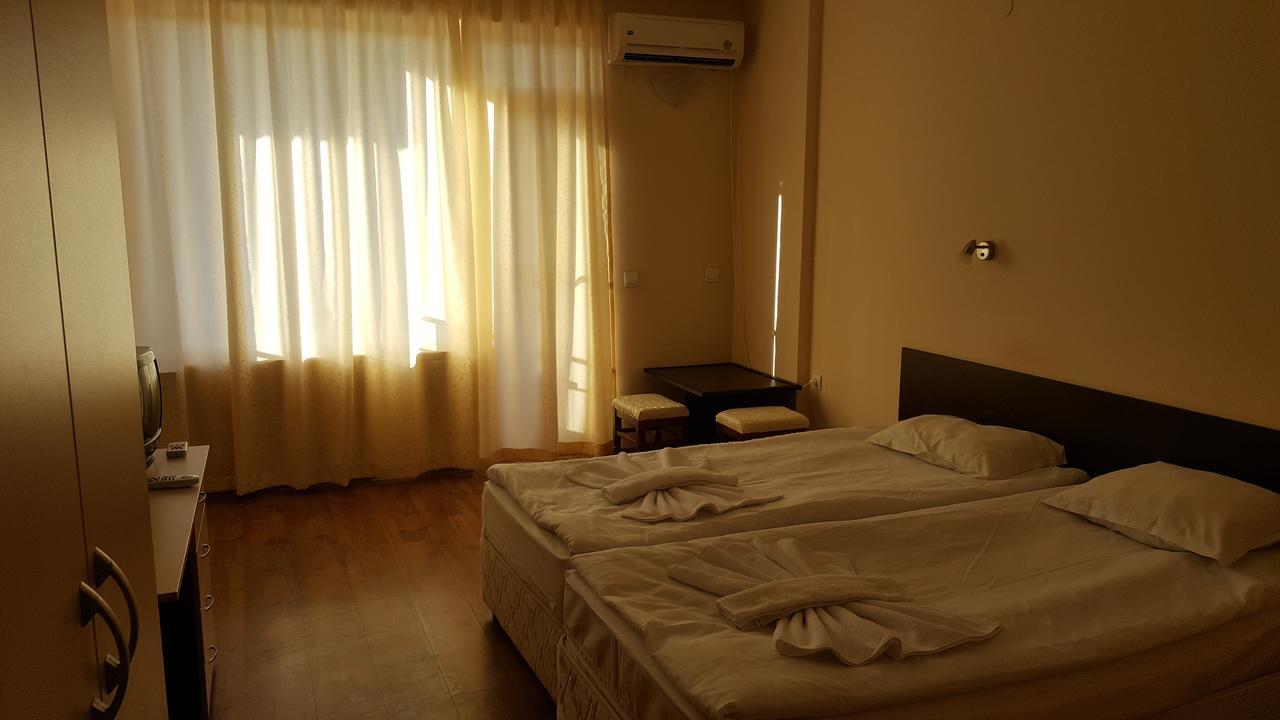 Hotel Seasons 2 阳光海滩 外观 照片