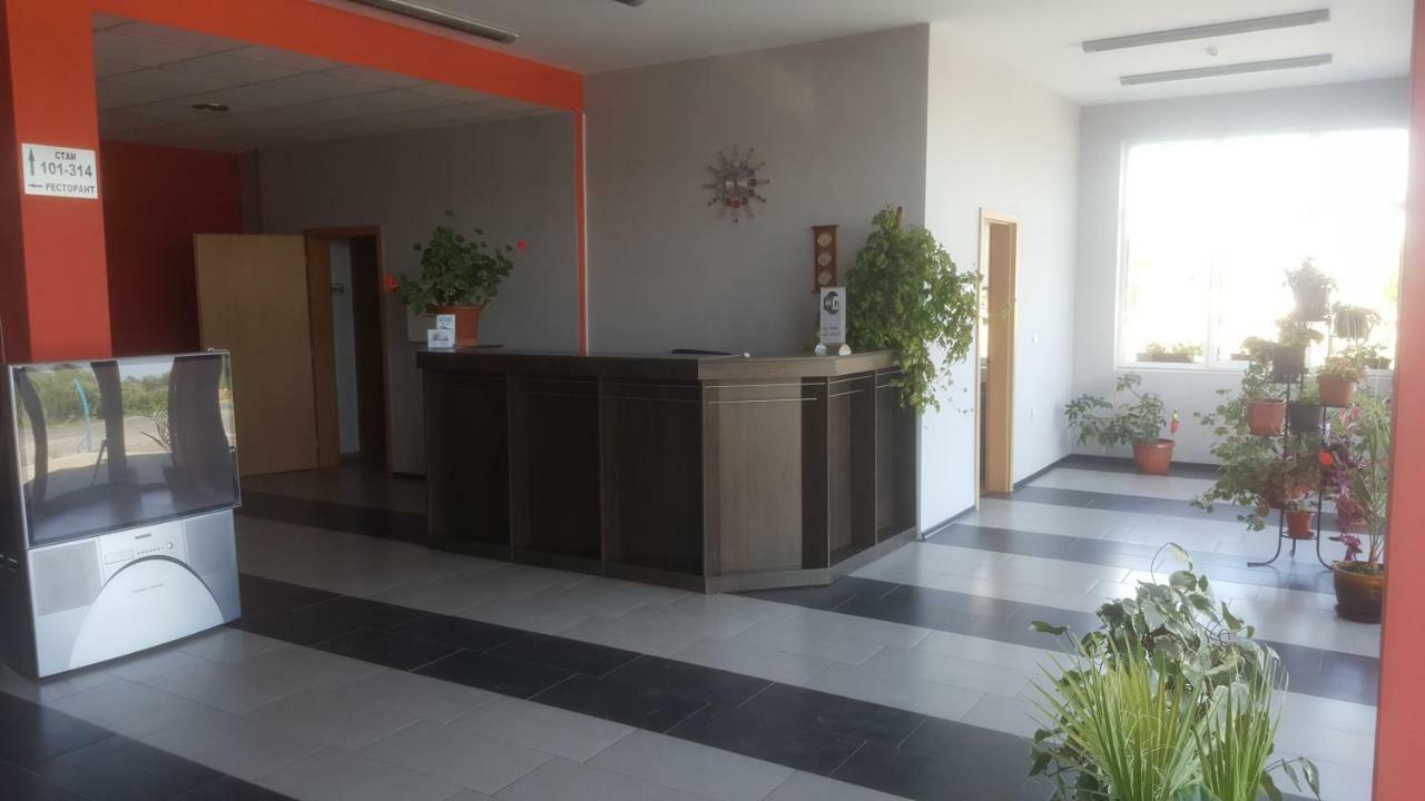Hotel Seasons 2 阳光海滩 外观 照片