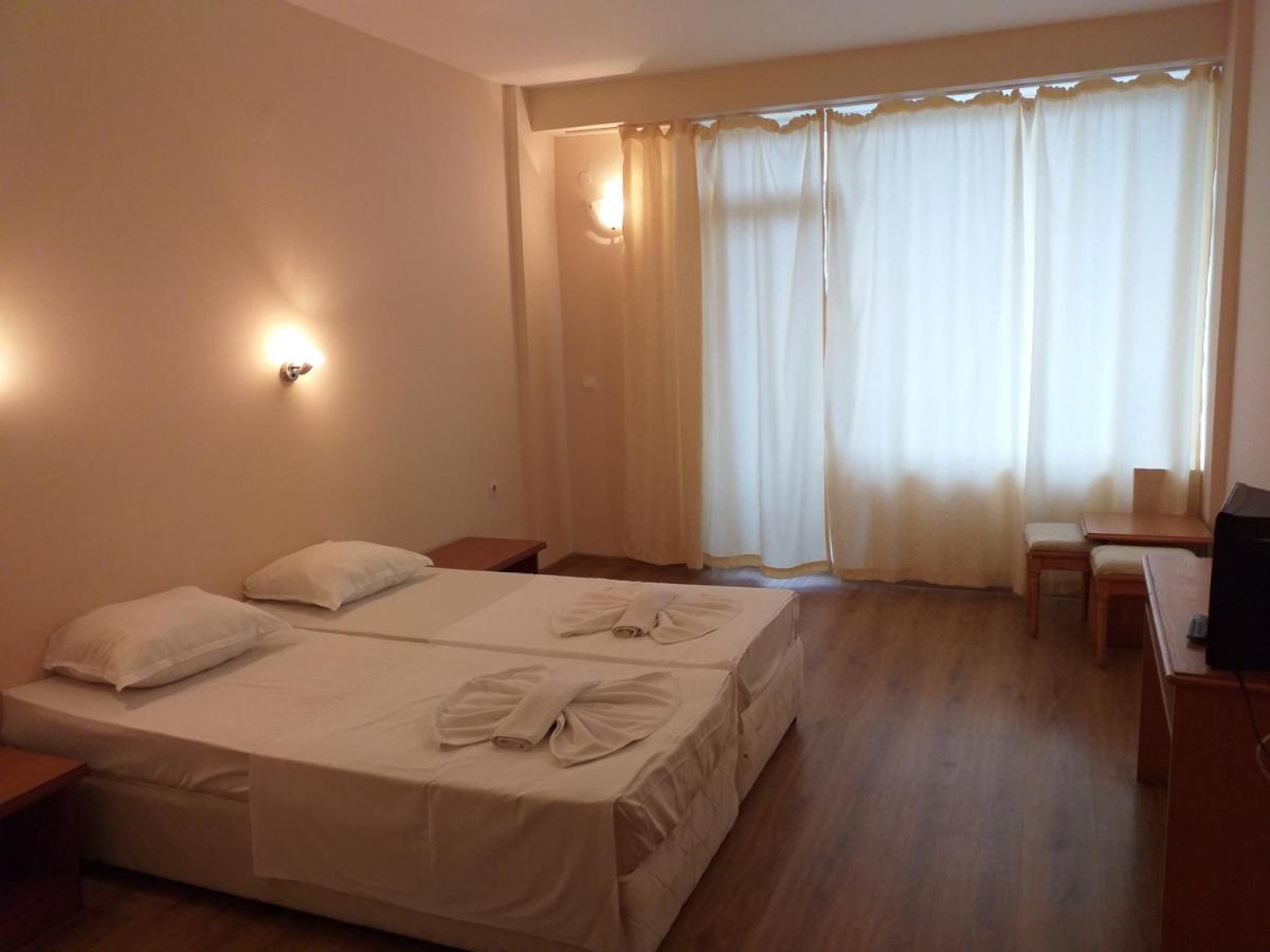 Hotel Seasons 2 阳光海滩 外观 照片
